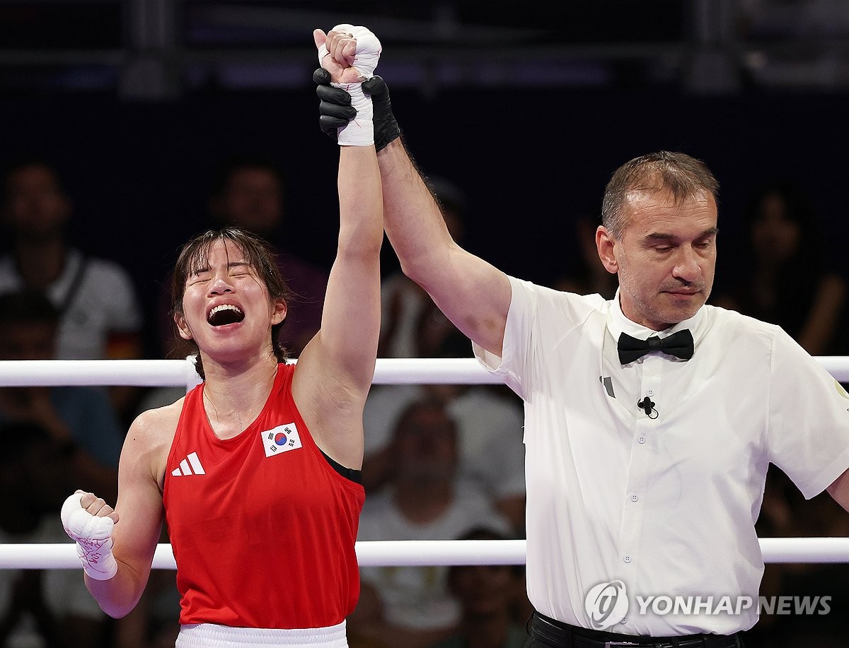 ⚽英超战报：德里赫特处子球 拉什福德破球荒 加纳乔补时破门 曼联3-0击败南安普顿