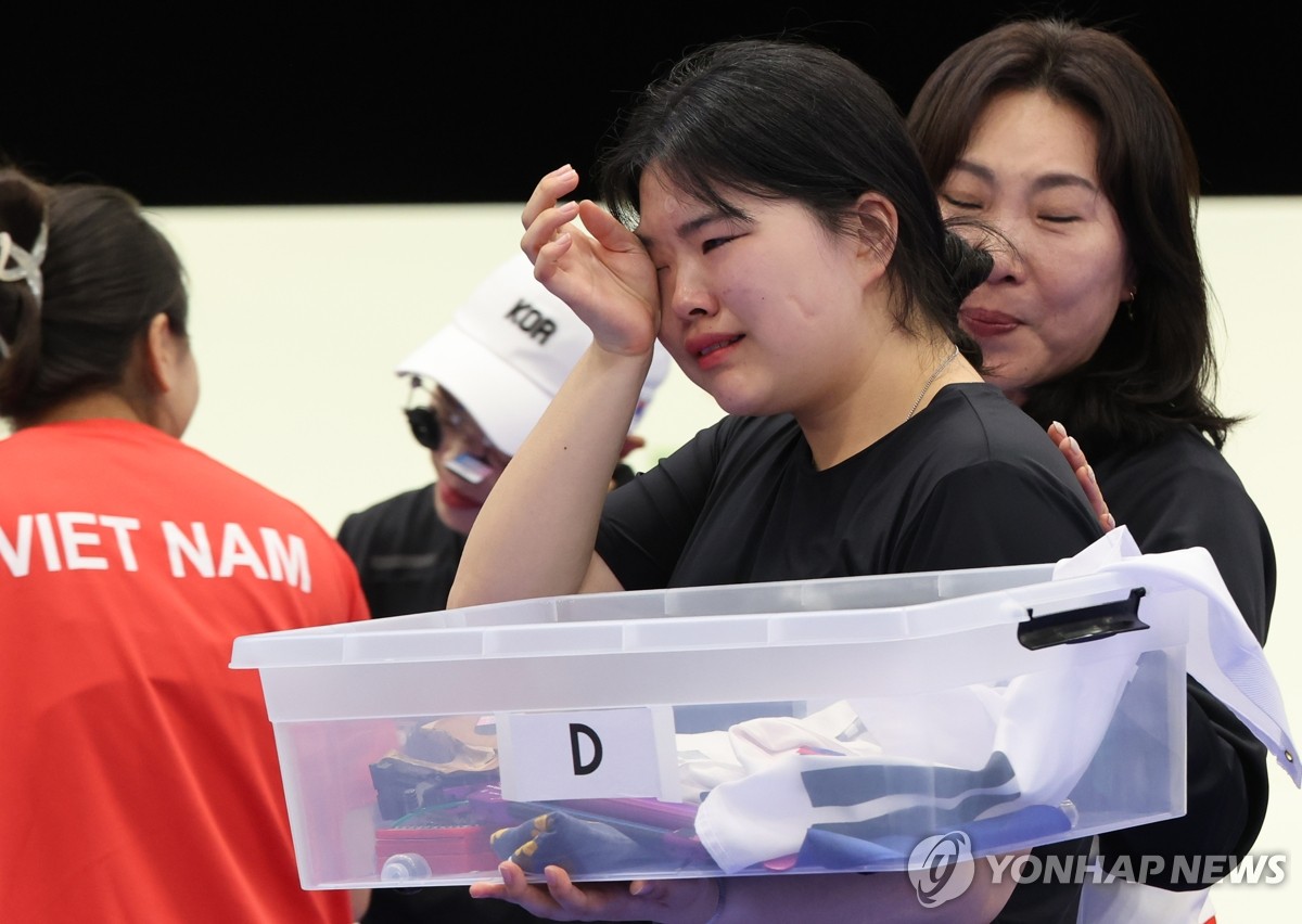 斯科尔斯：滕哈赫执教下的曼联毫无长进 反而一直在退步