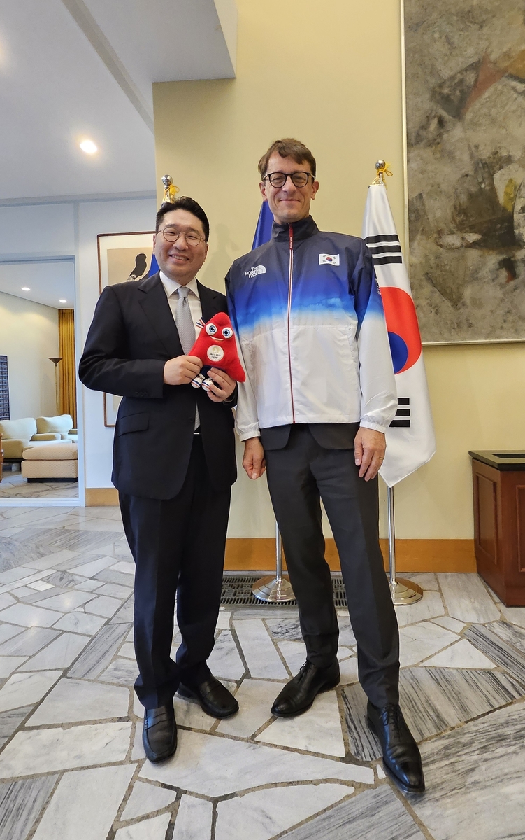欧冠积分榜：利物浦五连胜领跑，皇马跌至附加赛区末位