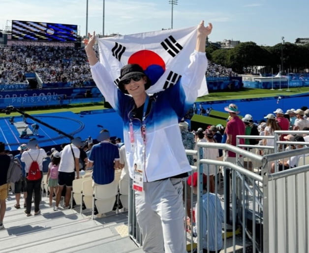 ✅完成利物浦首秀！基耶萨：很高兴首次亮相 球队在圣西罗取得重要胜利