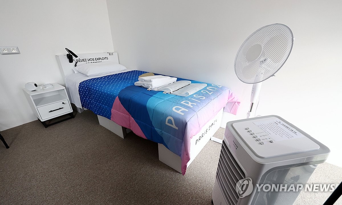 东体：申花五位国脚明日归队，蒋圣龙是否踢亚冠要看恢复情况