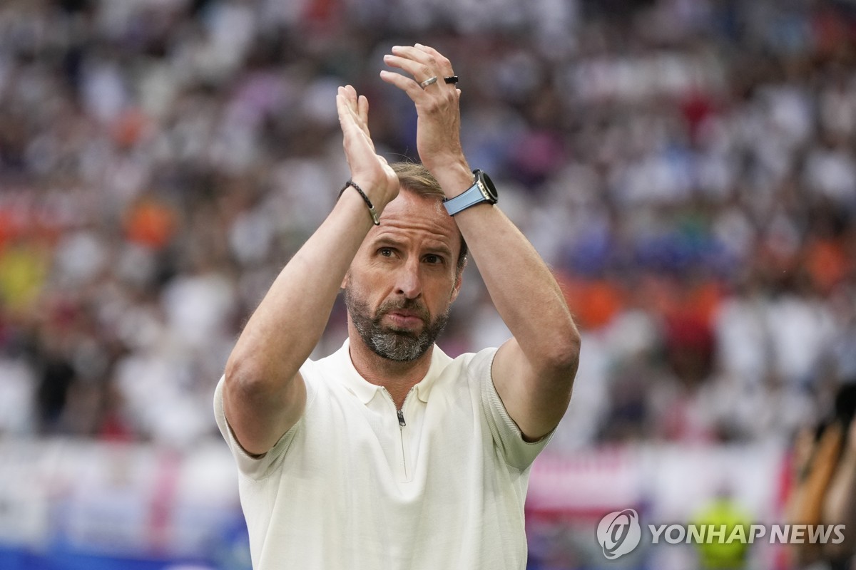 英媒：因辱骂克洛普遭英超解雇裁判库特不会上诉